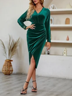 Women‘s Prom Dress Party Dress Velvet Dress Black Dress Midi Dress Wine Green Long Sleeve Pure Color Ruched Spring Fall Winter V Neck Fashion Winter Dress Evening Party Wedding Guest 2023 24 Women‘s Prom Dress Party Dress Velvet Dress Black Dress Midi Dress Wine Green Long Sleeve Pure Color Ruched Spring Fall Winter V Neck Fashion Winter Dress Evening Party Wedding Guest 2023 -Party Prom Dresses Sales Store jwzwxs1692167785076
