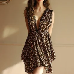 Women‘s Christmas Pajamas Nightgown Nighty Pjs Leopard Heart Hot Comfort Sweet Home Daily Satin Breathable Gift Plunging Neck Sleeveless Spring Summer Black Red Blue / Silk / Print -Party Prom Dresses Sales Store yvzlmg1642571595135